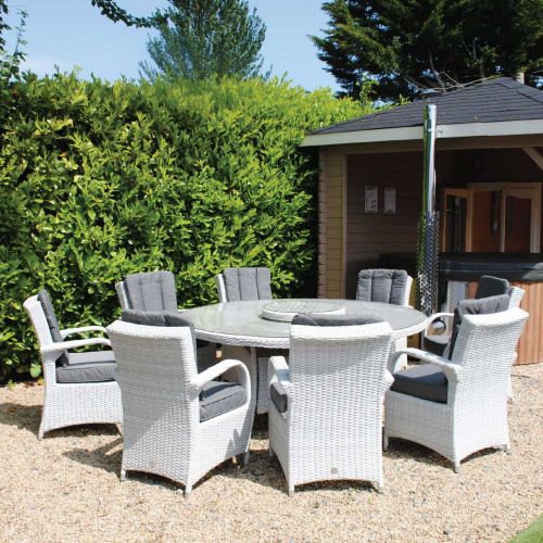 Roma 8 Seater Rattan Round Table Set with Treviso Chairs and Lazy Susan